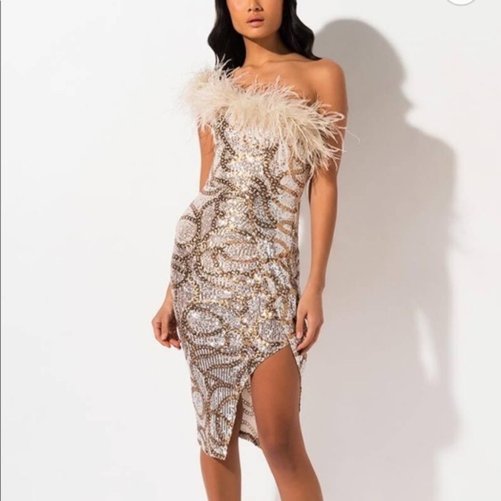 Akira one shoulder sequin and feathers midi slit dress (S), like new condition